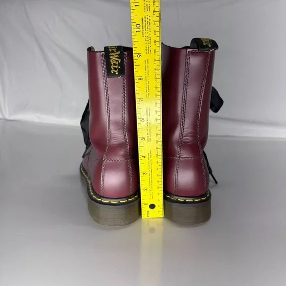 Dr. Martens 1490 Cherry Red Women's US Size 8, EU 39 Black Ribbon Lace - Picture 6 of 8